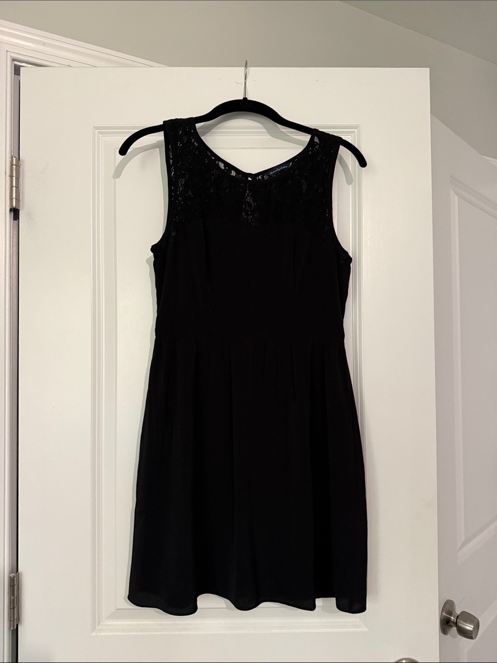 American Eagle Outfitters Black Lace  Sleeveless Midi Dress
